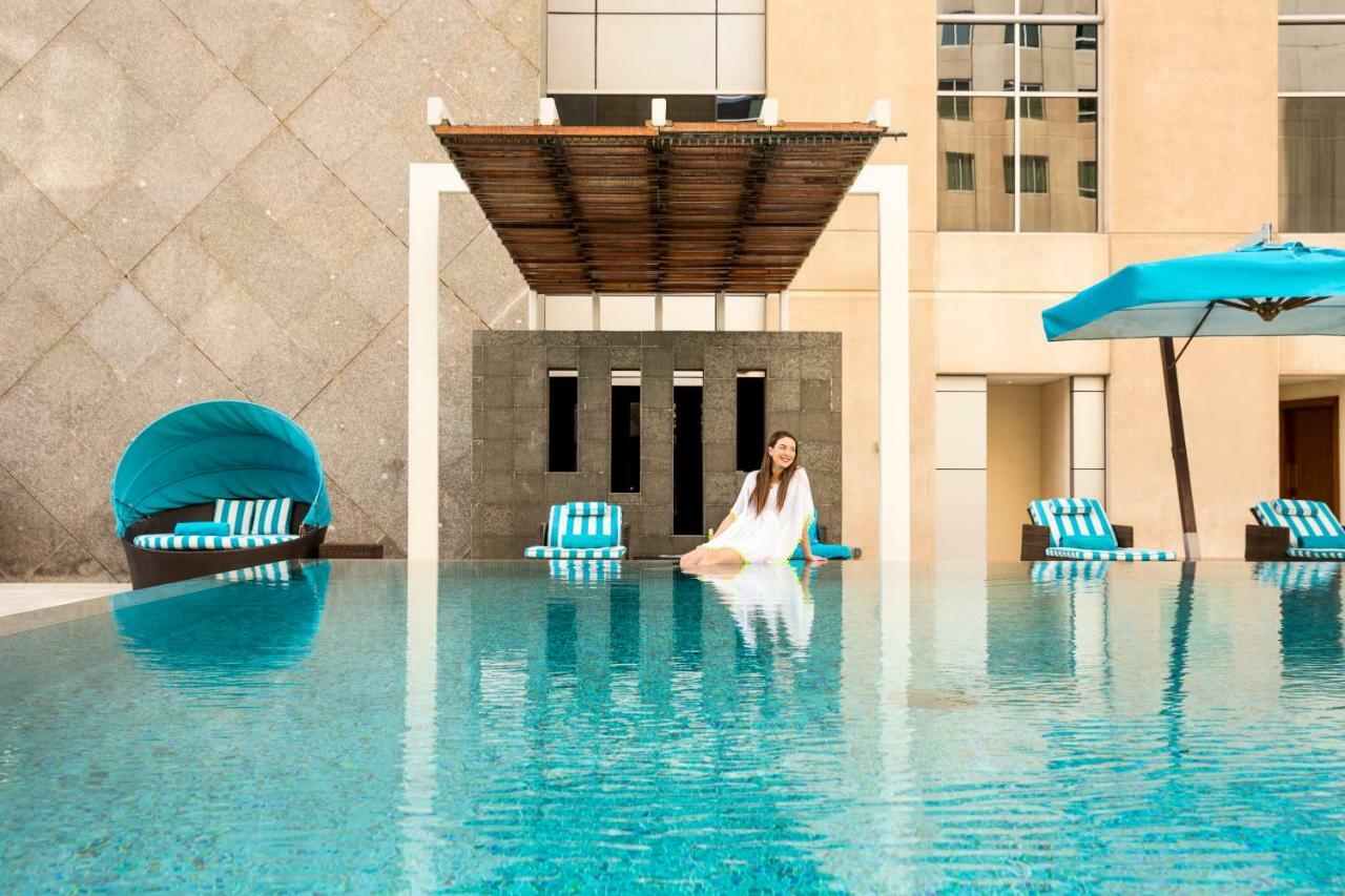 Novotel Deira Creekside Дубай Екстер'єр фото